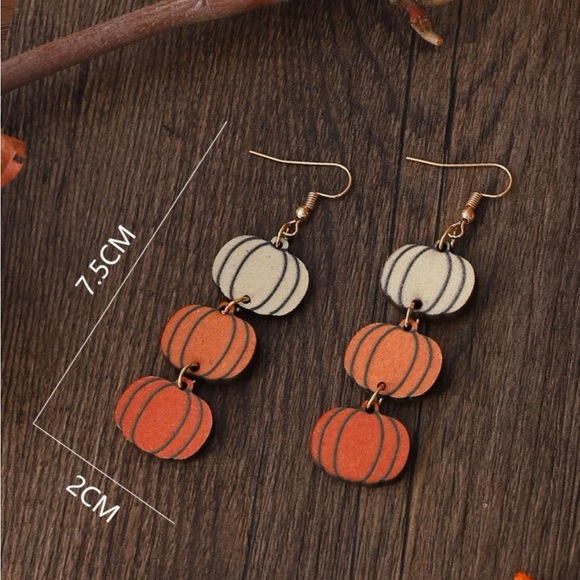 Pumpkin Dangle Earrings - Picture 4 of 4